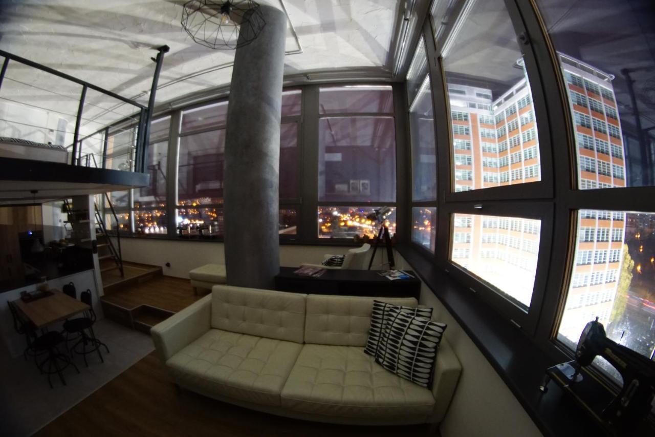 View Skyscraper Bata - Loft Xl Apartment Zlín Екстериор снимка