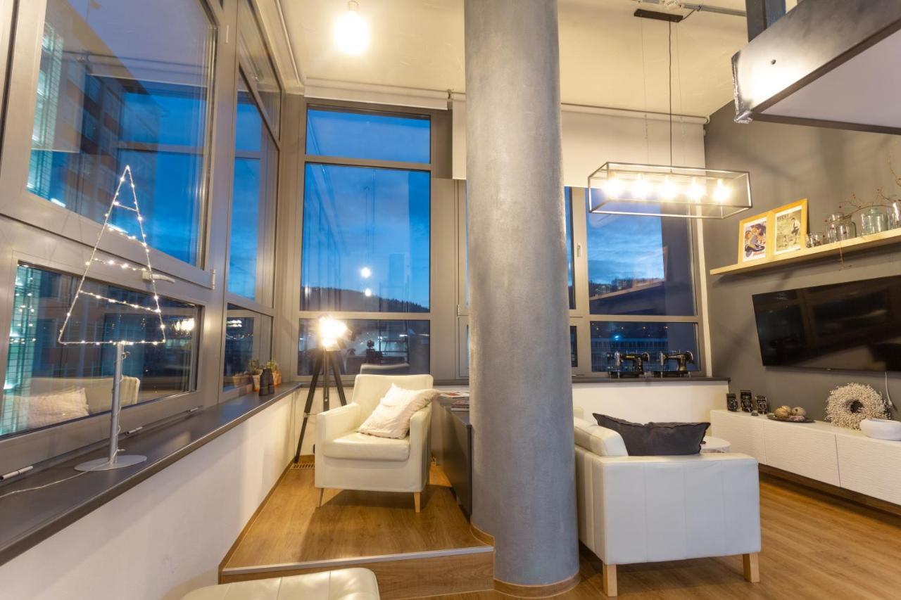 View Skyscraper Bata - Loft Xl Apartment Zlín Екстериор снимка