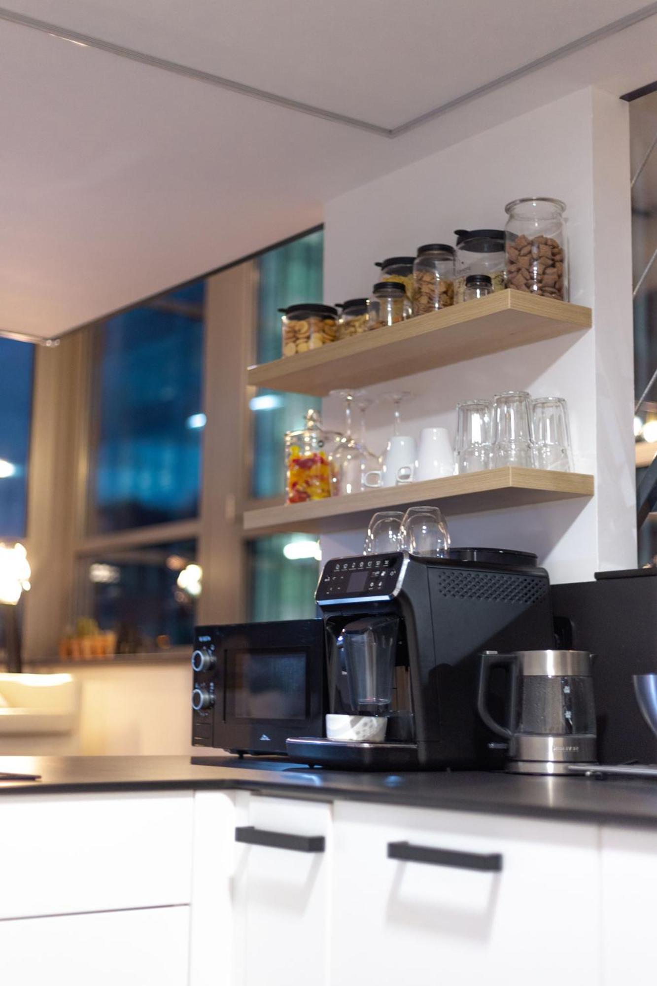 View Skyscraper Bata - Loft Xl Apartment Zlín Екстериор снимка